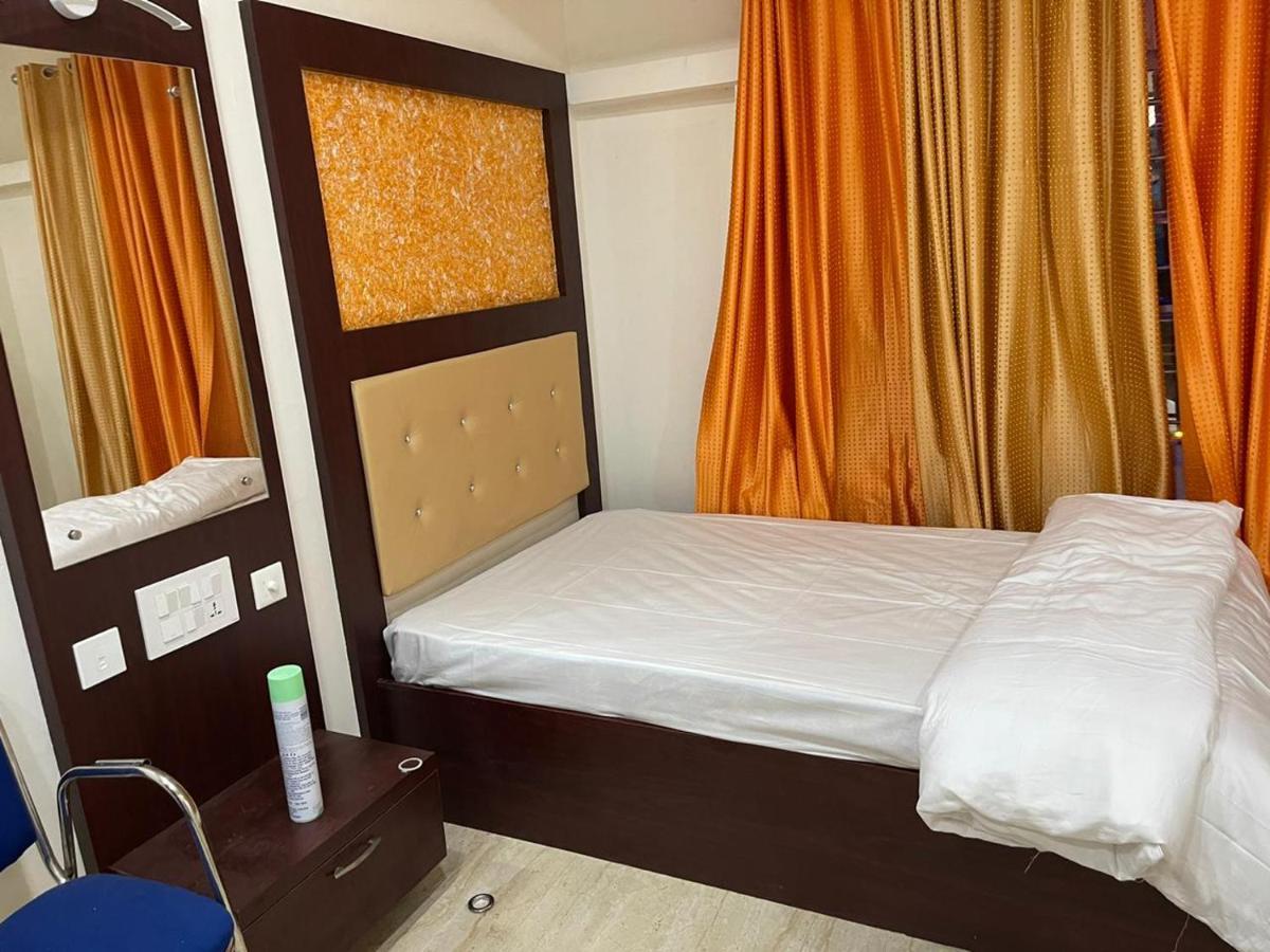 Bassac Residency Hotel Changanācheri Eksteriør billede