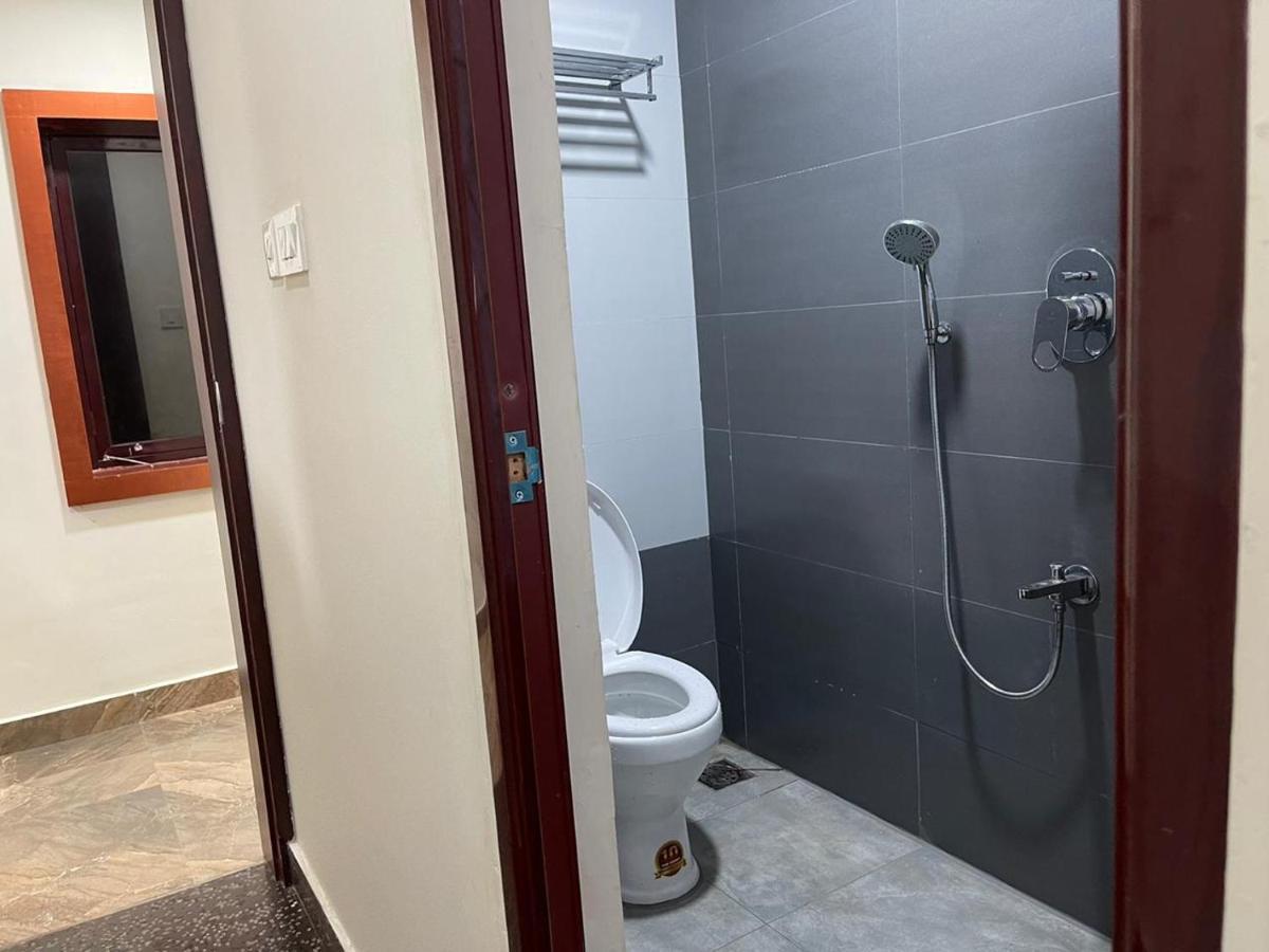 Bassac Residency Hotel Changanācheri Eksteriør billede